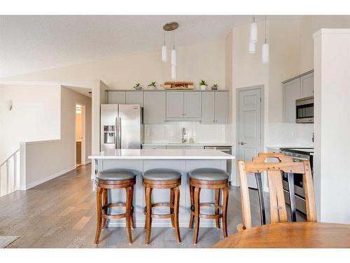 160 Valley Ridge Heights Nw, Calgary, AB - Indoor Photo Showing Kitchen