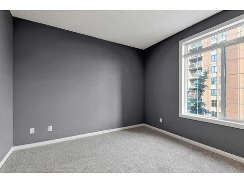 217-527 15 Avenue Sw, Calgary, AB - Indoor Photo Showing Other Room