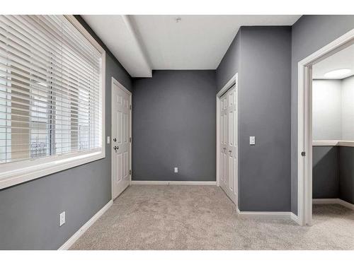 217-527 15 Avenue Sw, Calgary, AB - Indoor Photo Showing Other Room