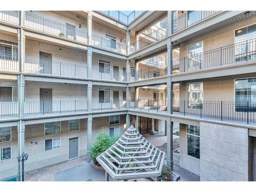 217-527 15 Avenue Sw, Calgary, AB - Outdoor With Balcony With Facade