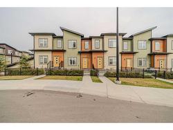 60 Sage Bluff Manor NW Calgary, AB T3R 1T5