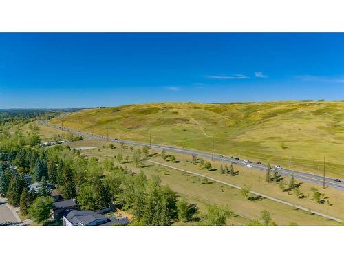 16 Capri Avenue Nw, Calgary, AB - Outdoor With View