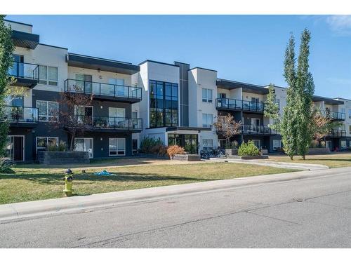 205-15233 1 Street Se, Calgary, AB - Outdoor