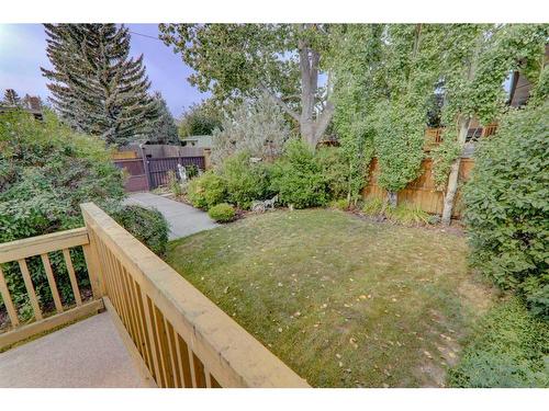 223 Silvercreek Drive Nw, Calgary, AB - Outdoor