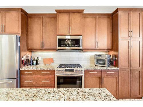 44 Legacy Court Se, Calgary, AB - Indoor Photo Showing Kitchen