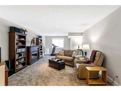 44 Legacy Court Se, Calgary, AB - Indoor Photo Showing Living Room