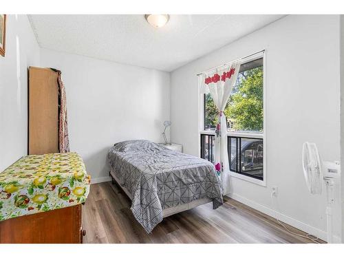 456 Whitehill Place Ne, Calgary, AB - Indoor Photo Showing Bedroom