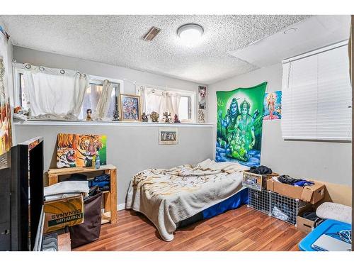 456 Whitehill Place Ne, Calgary, AB - Indoor Photo Showing Bedroom