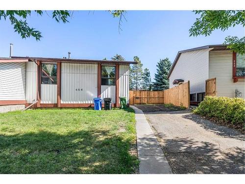 456 Whitehill Place Ne, Calgary, AB - Outdoor