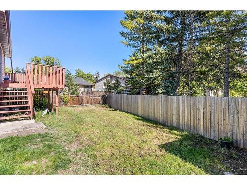 456 Whitehill Place Ne, Calgary, AB - Outdoor