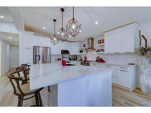 84 Southampton Drive Sw, Calgary, AB - Indoor Photo Showing Kitchen