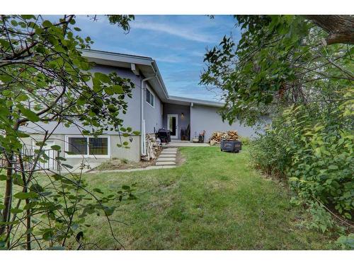 84 Southampton Drive Sw, Calgary, AB - Outdoor