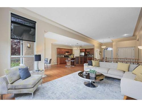 4613 Hamptons Way Nw, Calgary, AB - Indoor Photo Showing Living Room