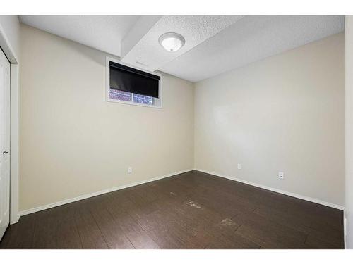 4613 Hamptons Way Nw, Calgary, AB - Indoor Photo Showing Other Room