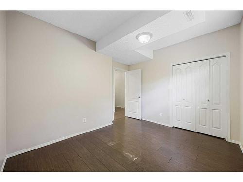 4613 Hamptons Way Nw, Calgary, AB - Indoor Photo Showing Other Room