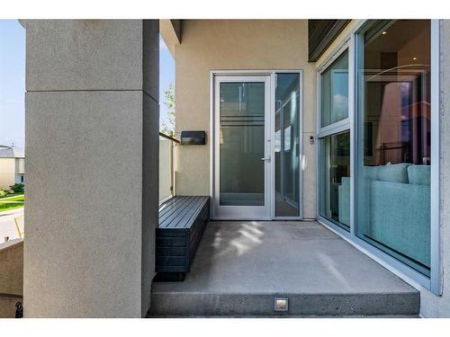 2124 9 Avenue Nw, Calgary, AB - Outdoor With Balcony With Exterior