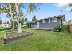 604 Fortalice Crescent SE Calgary, AB T2A 2C9