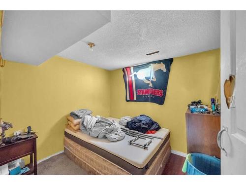 215 Rundlecairn Road Ne, Calgary, AB - Indoor