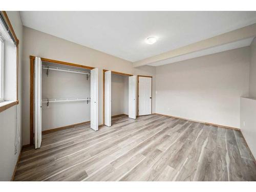 276 Jenner Crescent, Red Deer, AB - Indoor Photo Showing Other Room