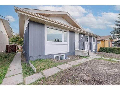 467 Malvern Close Ne, Calgary, AB - Outdoor