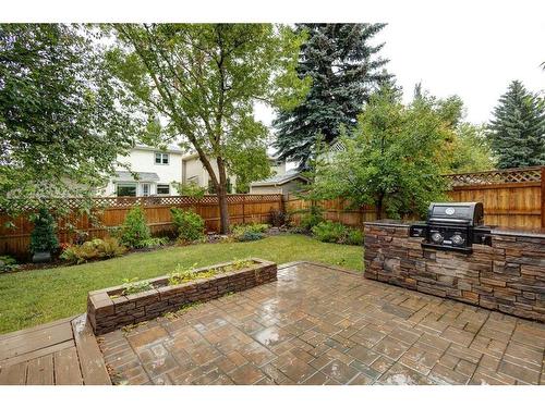 11 Douglas Woods Hill Se, Calgary, AB - Outdoor With Backyard