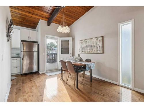 168 Oaktree Lane Sw, Calgary, AB - Indoor Photo Showing Dining Room