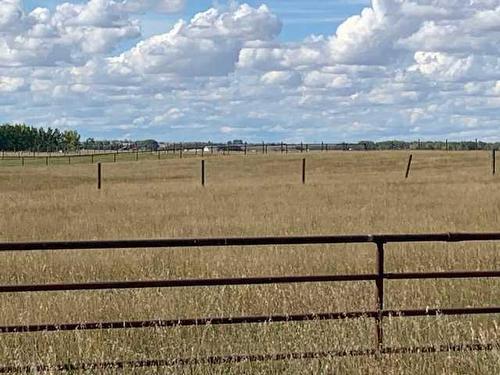 274093 Rge Rd 261, Rural Rocky View County, AB 