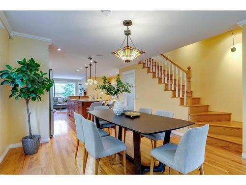 820 15 Street Nw, Calgary, AB - Indoor Photo Showing Dining Room