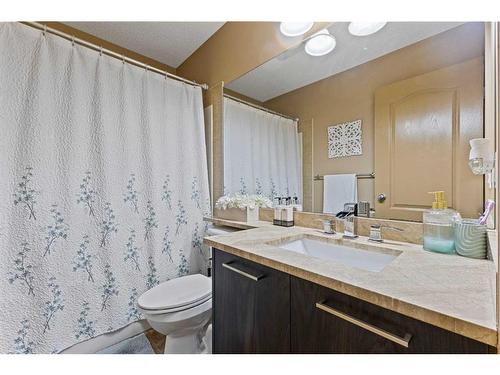 140 West Creek Close, Chestermere, AB - Indoor Photo Showing Bathroom