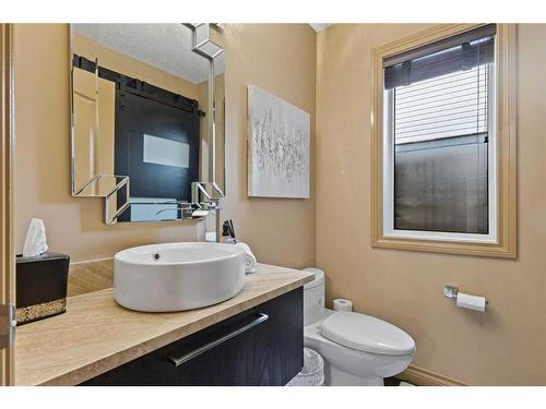 140 West Creek Close, Chestermere, AB - Indoor Photo Showing Bathroom