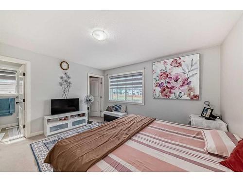 149 Saddlebrook Way Ne, Calgary, AB - Indoor Photo Showing Bedroom