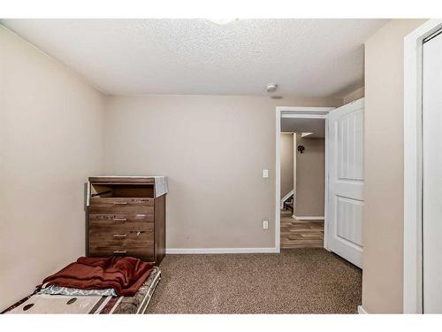 149 Saddlebrook Way Ne, Calgary, AB - Indoor Photo Showing Other Room