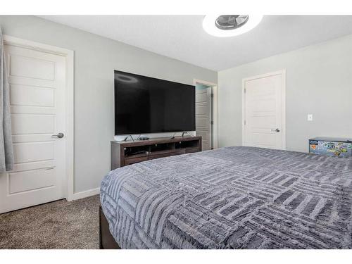 793 Luxstone Landing Sw, Airdrie, AB - Indoor Photo Showing Bedroom