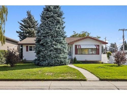 4704 North Haven Drive Nw, Calgary, AB - Outdoor