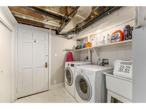 3812 6 Street Sw, Calgary, AB - Indoor Photo Showing Laundry Room