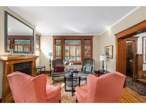 3812 6 Street Sw, Calgary, AB - Indoor Photo Showing Living Room With Fireplace