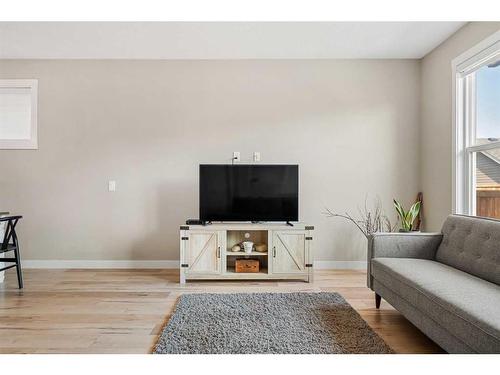 90 Seton Grove Se, Calgary, AB - Indoor Photo Showing Living Room