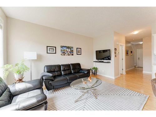 193 Rockyspring Grove Nw, Calgary, AB - Indoor Photo Showing Living Room