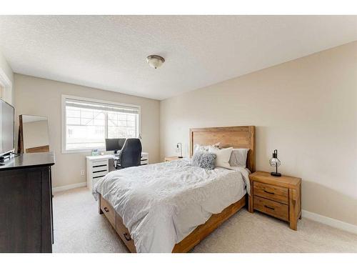 193 Rockyspring Grove Nw, Calgary, AB - Indoor Photo Showing Bedroom