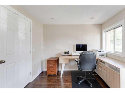 193 Rockyspring Grove Nw, Calgary, AB - Indoor Photo Showing Office