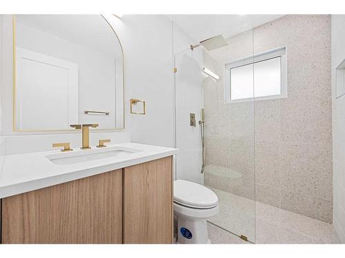 2715 Grant Crescent Sw, Calgary, AB - Indoor Photo Showing Bathroom