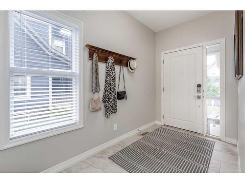 83 Sundown Way, Cochrane, AB - Indoor Photo Showing Other Room