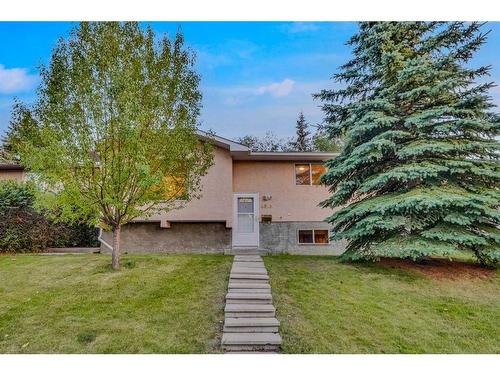 4819 41 Avenue Sw, Calgary, AB - Outdoor