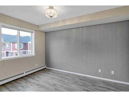 217-195 Kincora Glen Road Nw, Calgary, AB - Indoor Photo Showing Other Room