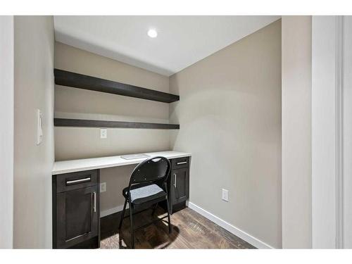 321 Marquis Heights Se, Calgary, AB - Indoor Photo Showing Other Room