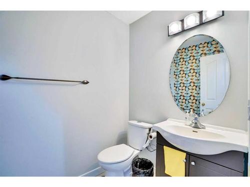 116 San Fernando Crescent Ne, Calgary, AB - Indoor Photo Showing Bathroom