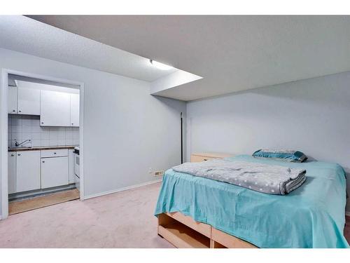 116 San Fernando Crescent Ne, Calgary, AB - Indoor Photo Showing Bedroom