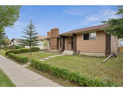 4311 44 Avenue Ne, Calgary, AB - Outdoor