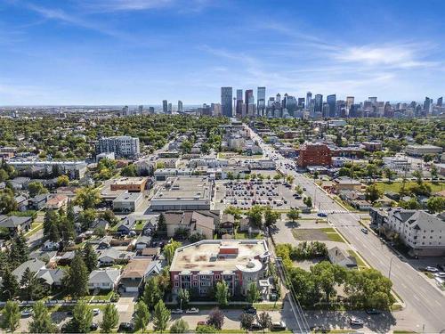 303-117 19 Avenue Ne, Calgary, AB - Outdoor With View