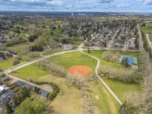 303-117 19 Avenue Ne, Calgary, AB - Outdoor With View